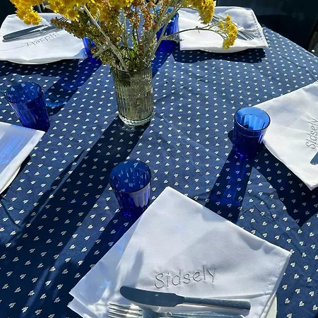 With Soul A Few Steps From The Water בית נופש *