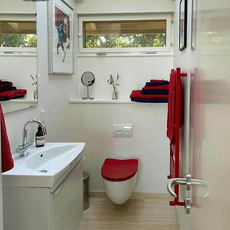 With Soul A Few Steps From The Water בית נופש Martofte